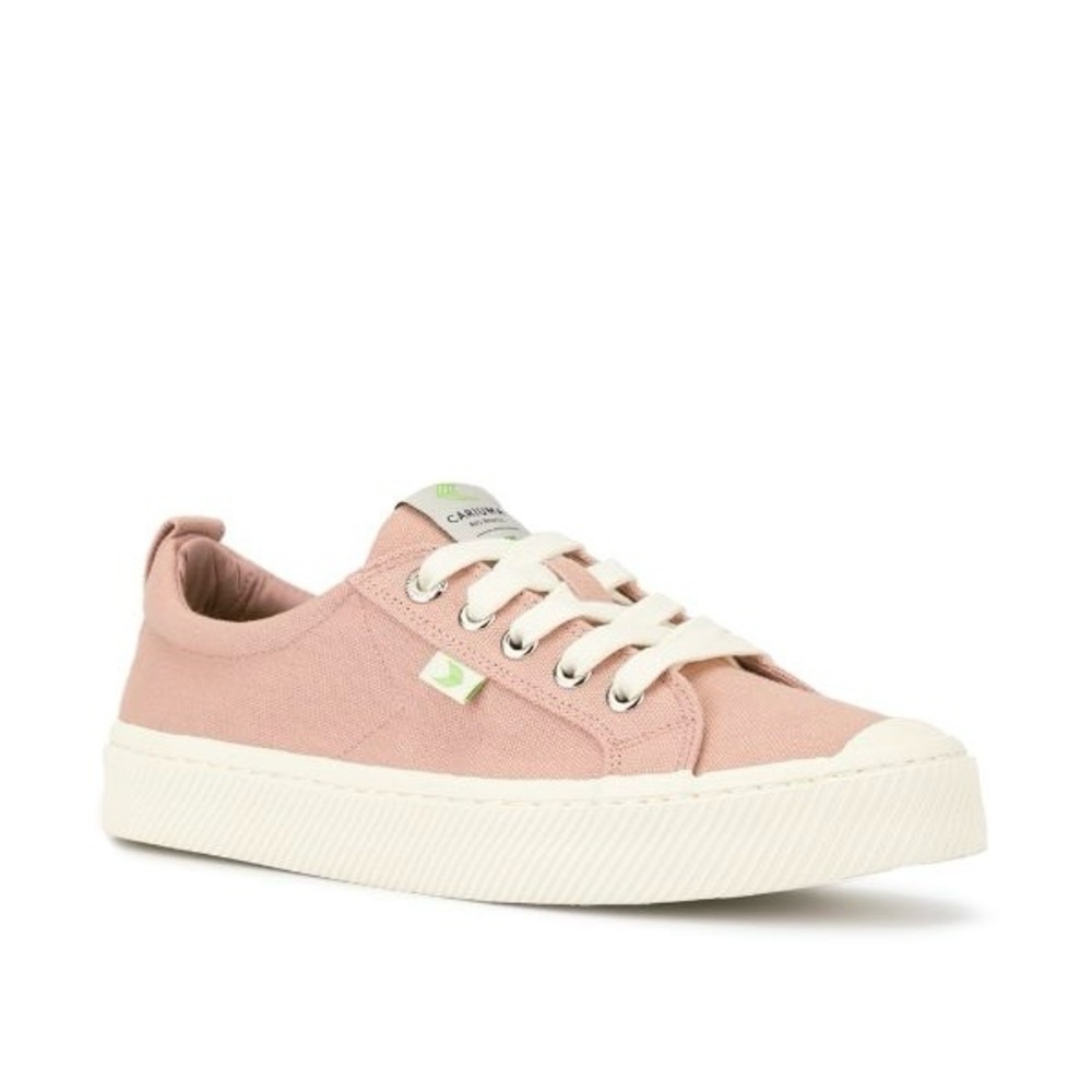 Cariuma OCA Low Rose Pink Canvas Lace Up‎ Sneakers